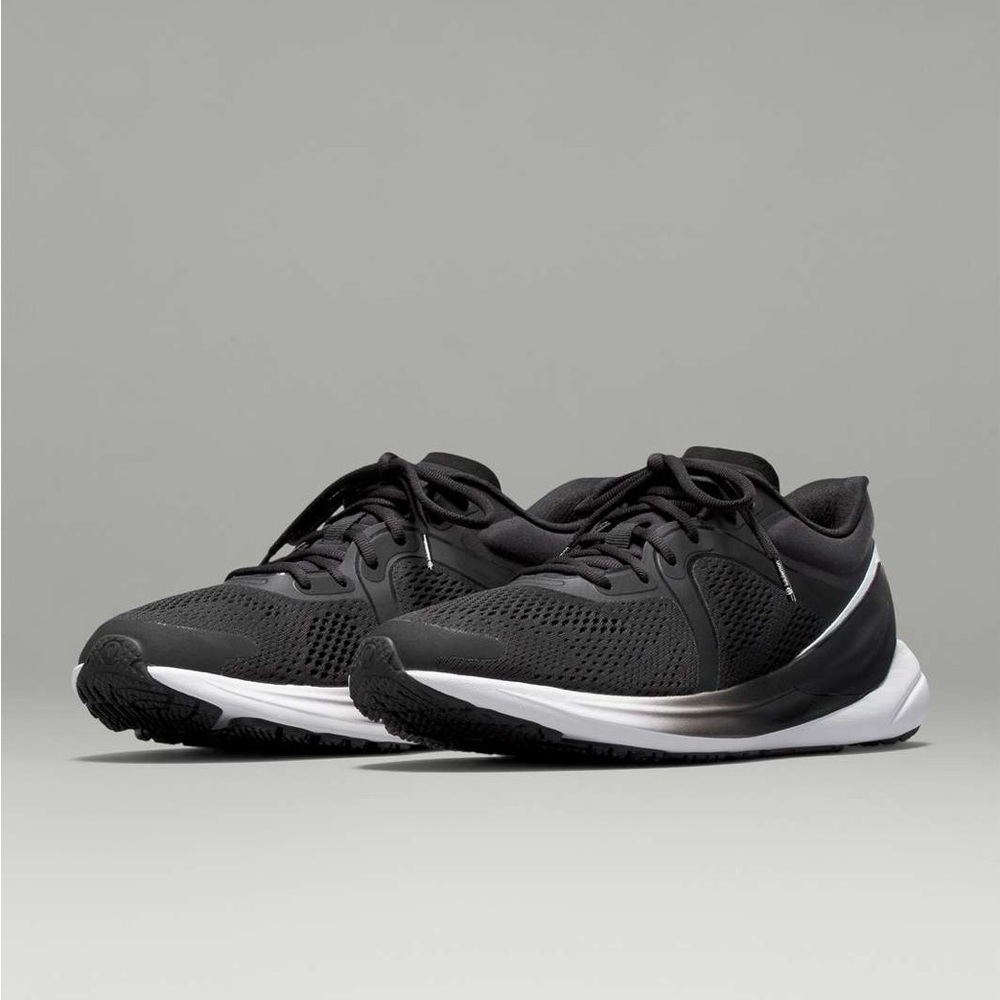 Lululemon Bliss Feel Run 9.5